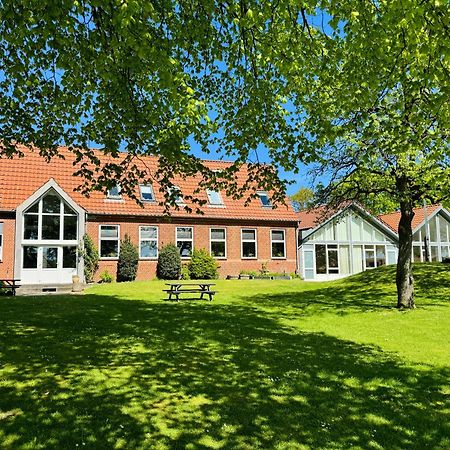 Koncepthotel Oksbøl Bagian luar foto